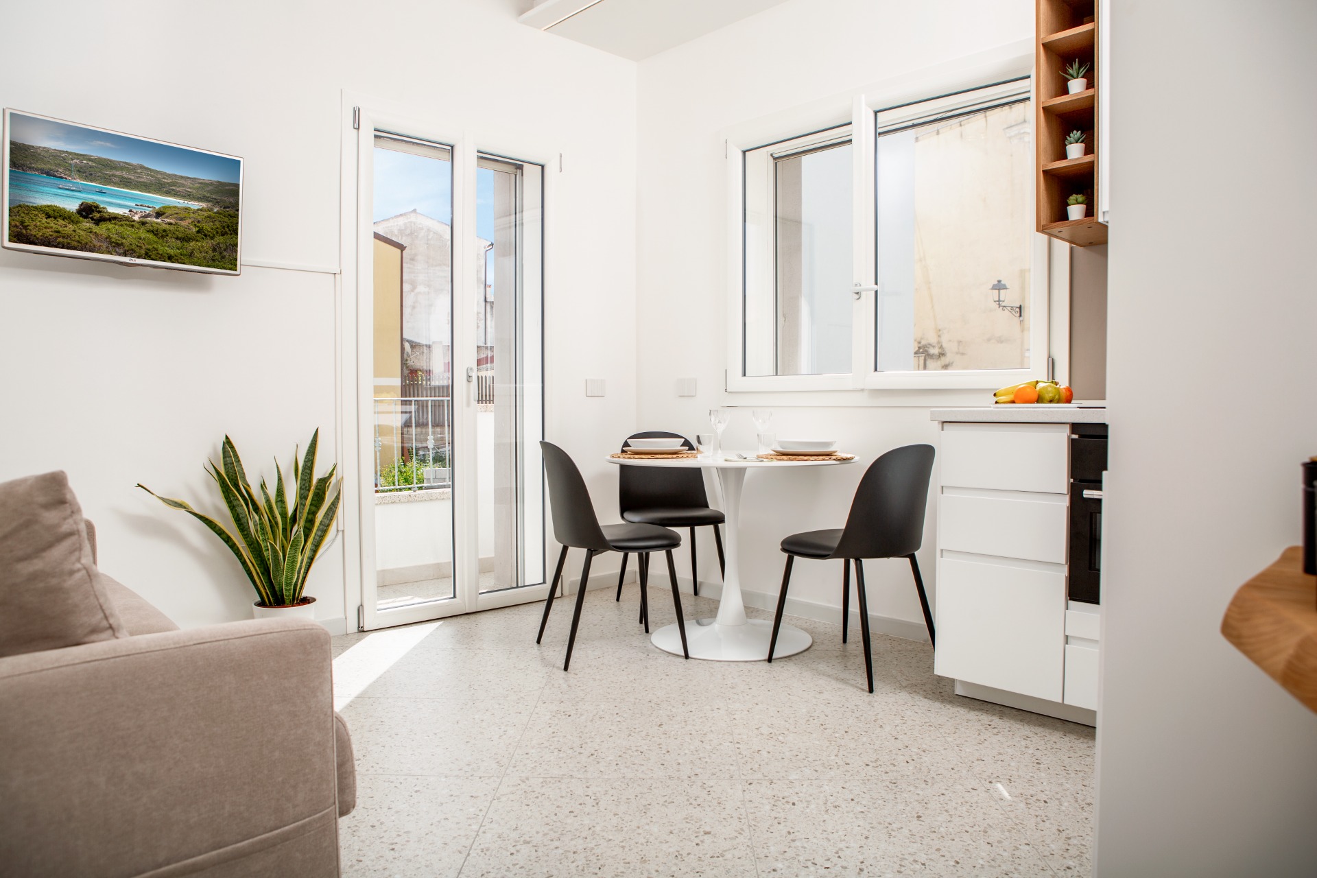 Deluxe Apartment - 65 mq - 4 guests - Olbia